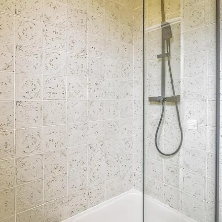 Le Safari - Face Gare - Parking - Familial & Architecte - Rent Immo Apartman *