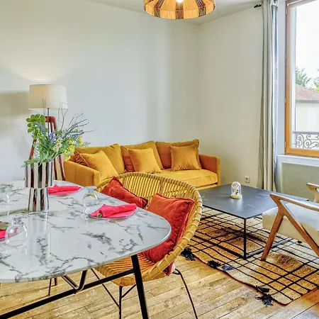 Apartman Le Safari - Face Gare - Parking - Familial & Architecte - Rent Immo